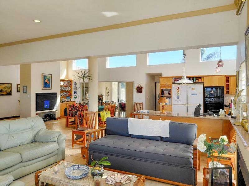 5 Bedroom Property for Sale in Stilbaai Wes Western Cape